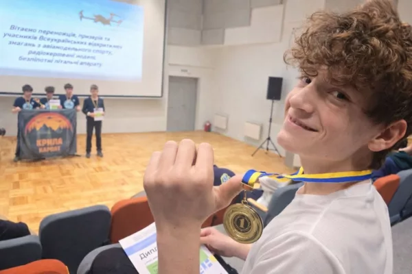 Перемога та нові виклики: успіх Назарa Токара у дрон-рейсингу